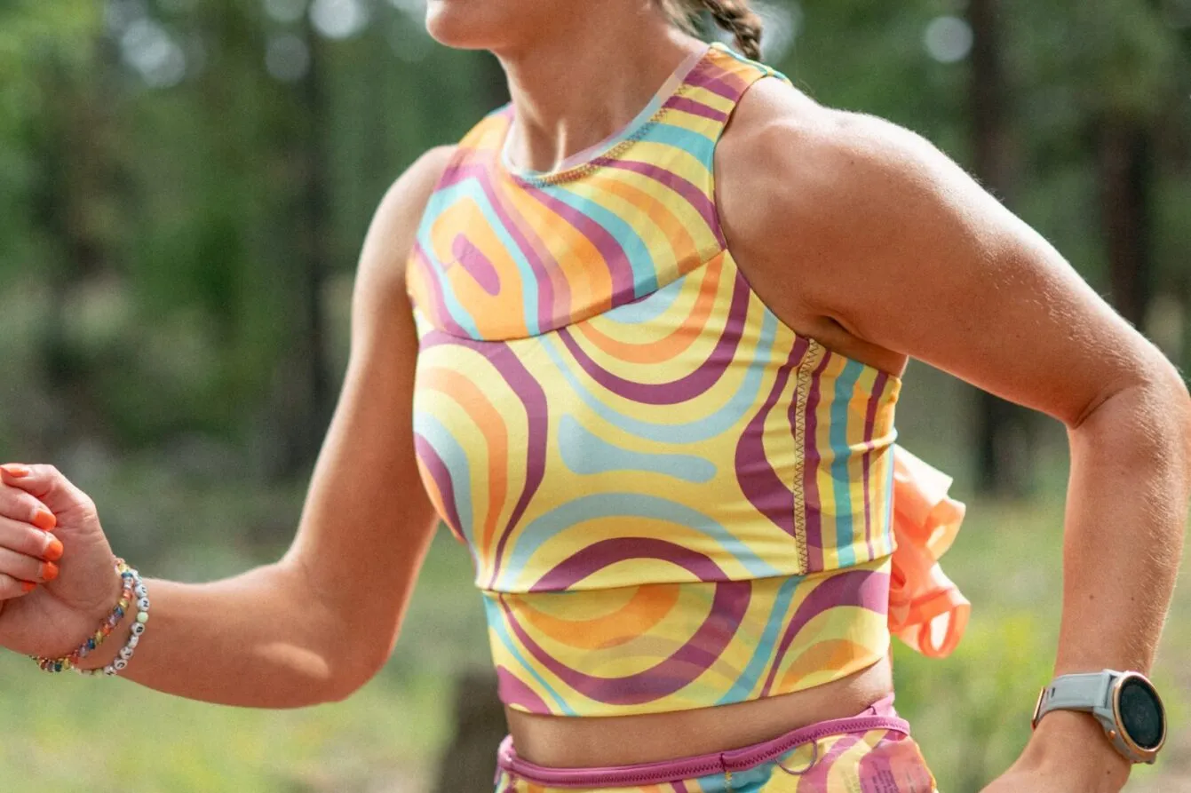 Hoka WSER Kit | Women's Race Day Pocket Bra - Trail Topo
