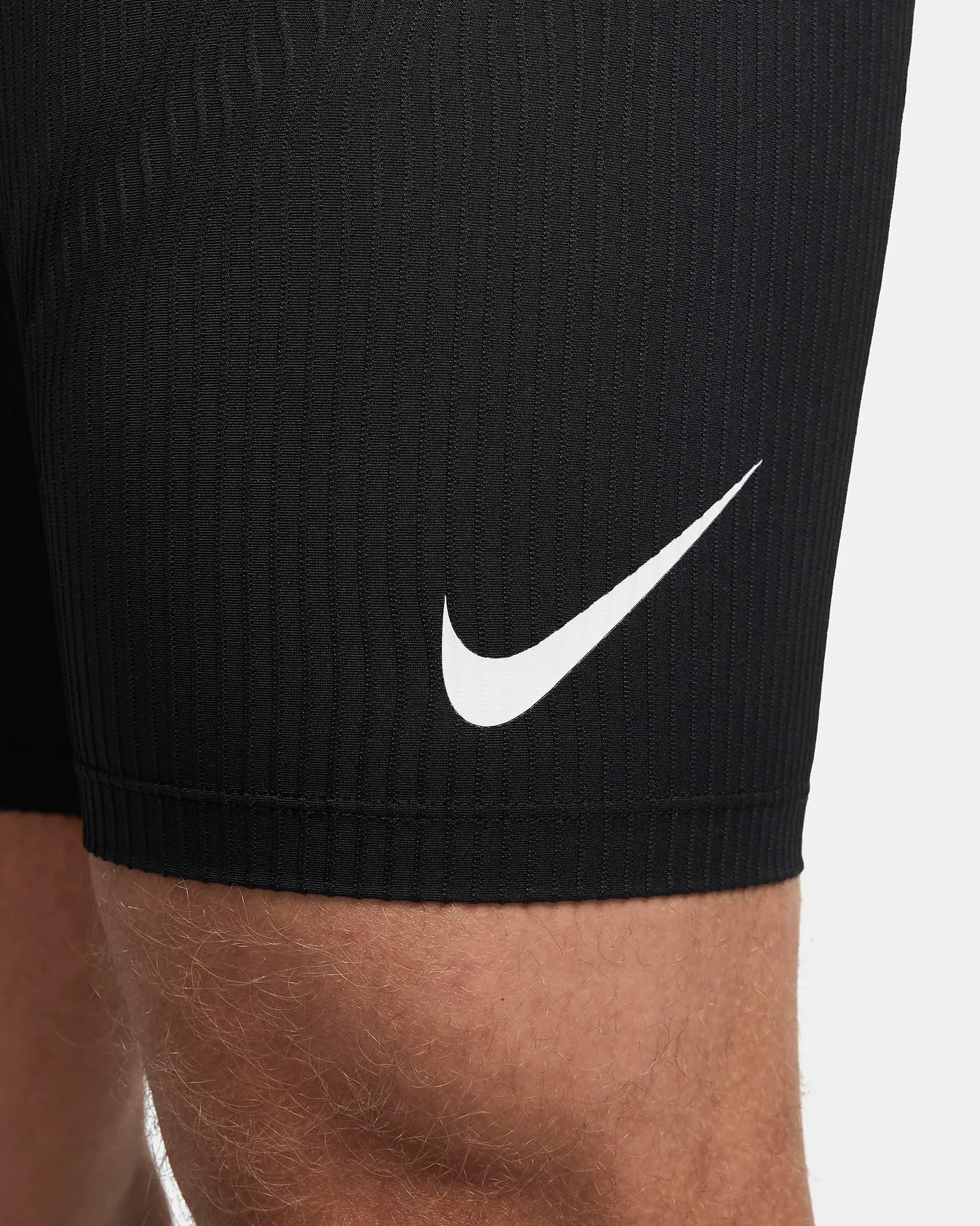 Nike Men's AEROSWIFT Half Tight Black