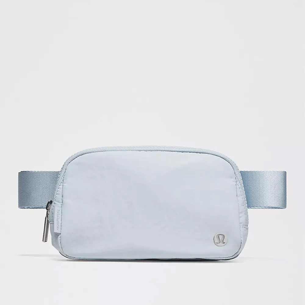 lululemon Everywhere Belt Bag Starch Blue