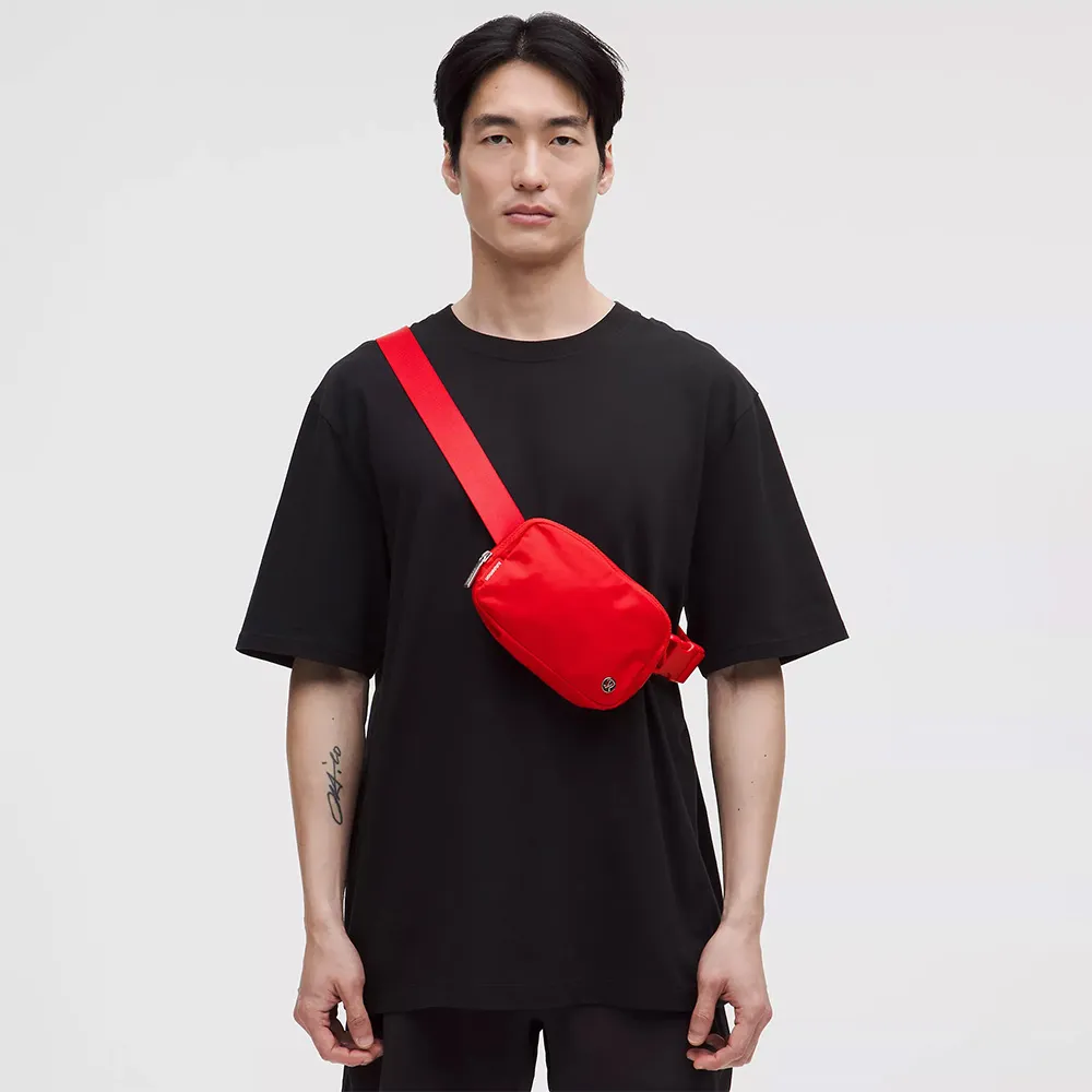 lululemon - Everywhere Belt Bag 1L - Neon,red lululemon - Everywhere Belt Bag 1L - Neon,red