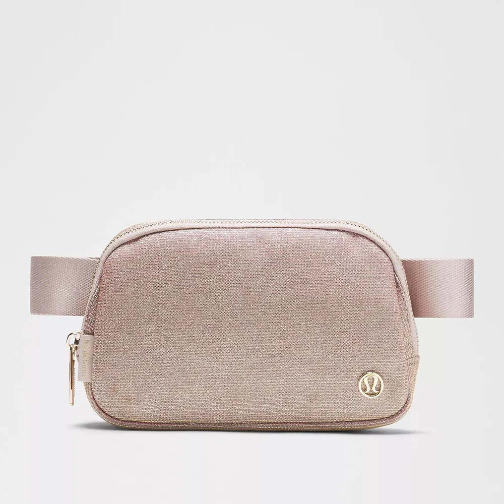 lululemon Everywhere Belt Bag Glitter Pink Champagne/Muse/Gold lululemon Everywhere Belt Bag Glitter Pink Champagne/Muse/Gold