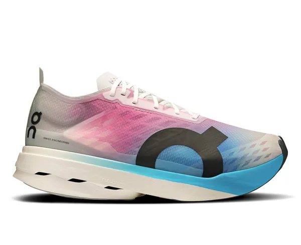 on-running Men's Cloudboom Strike White | Horizon