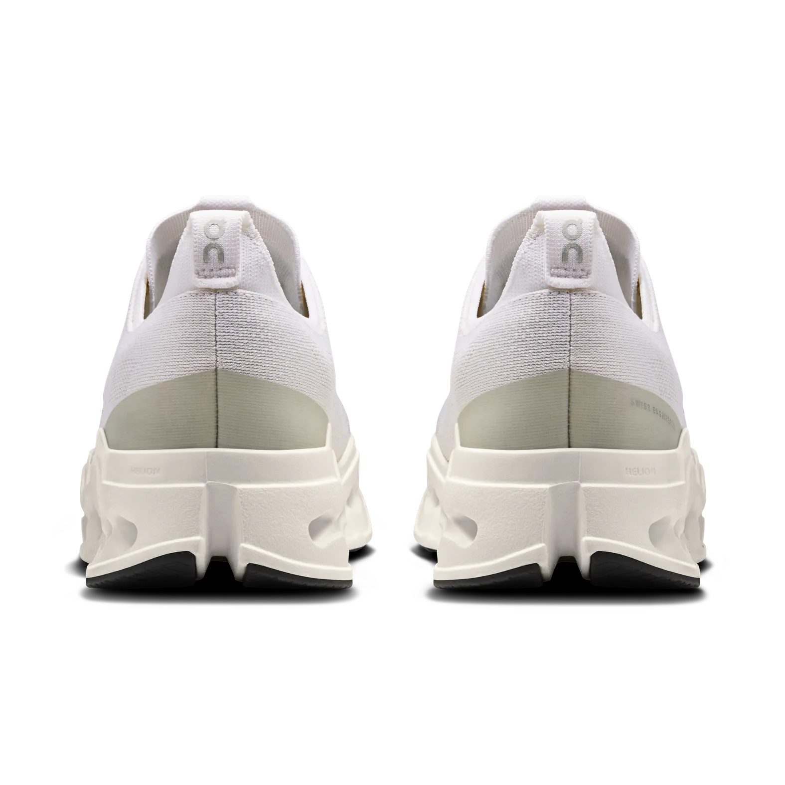 On M CLOUDSURFER MAX WHITE/WHITE