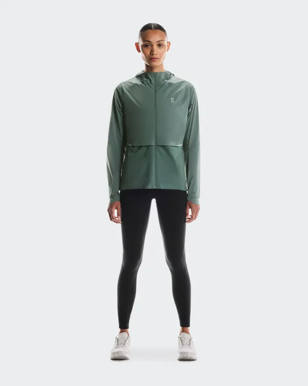 On W CORE JACKET OLIVE