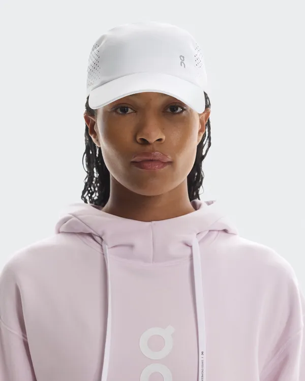 On LIGHTWEIGHT CAP WHITE
