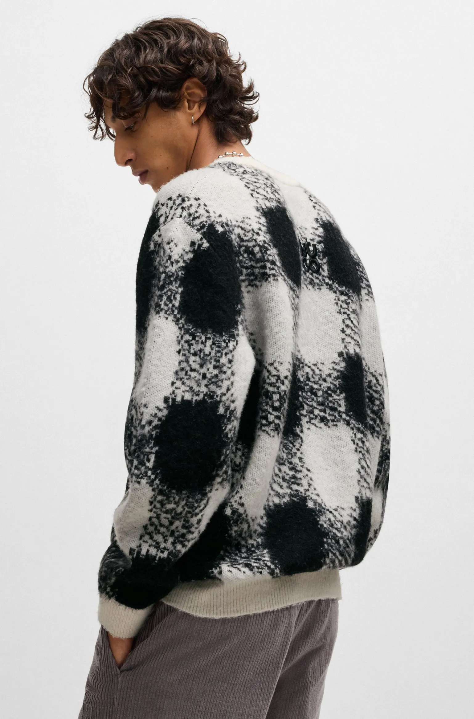 Hugo Boss Oversize-Fit Sweater with Jacquard-Knitted Check Pattern