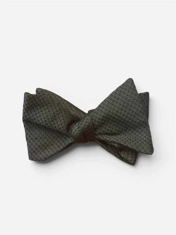 CARROT & GIBBS 2 3/4" Woven Italian Silk Bow tie- Forest Green Forest Green