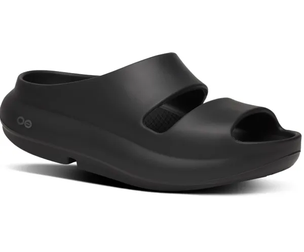 OOFOS Women's OOyea Black