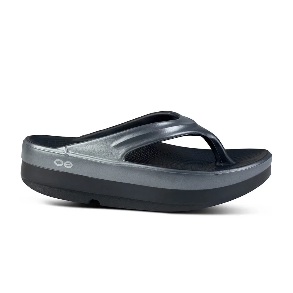 Oofos Women's Oomega OOLala Luxe Black Salt
