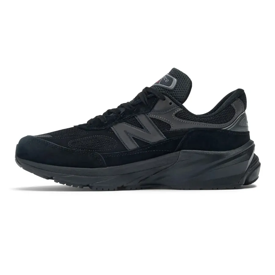 New Balance Men's 990v6 Black / Black