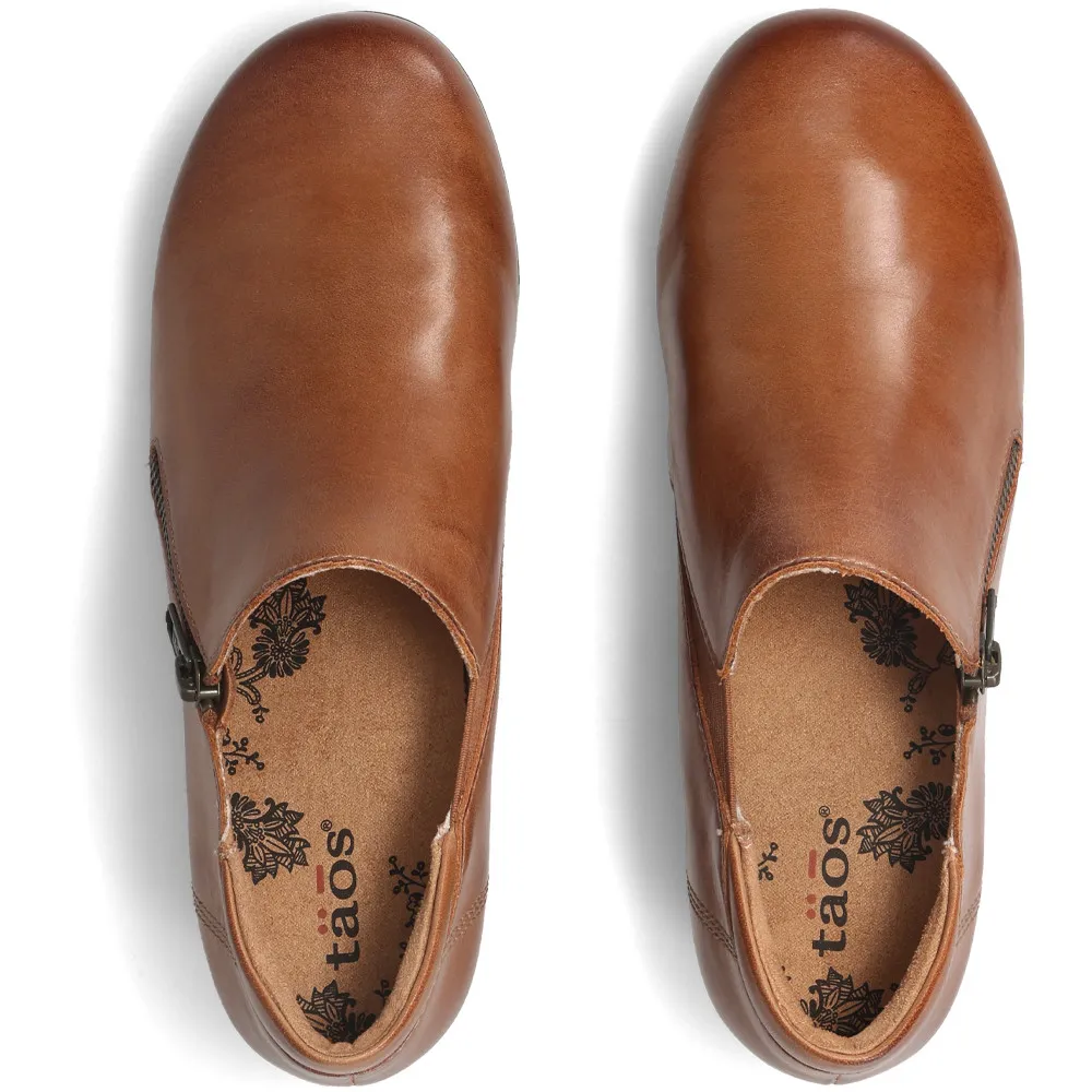 Taos Footwear Women's Daily Camel