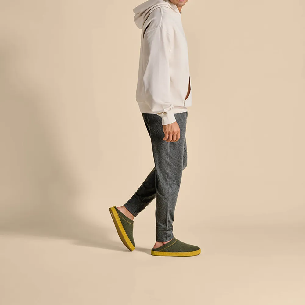 Olukai Men display picture 1