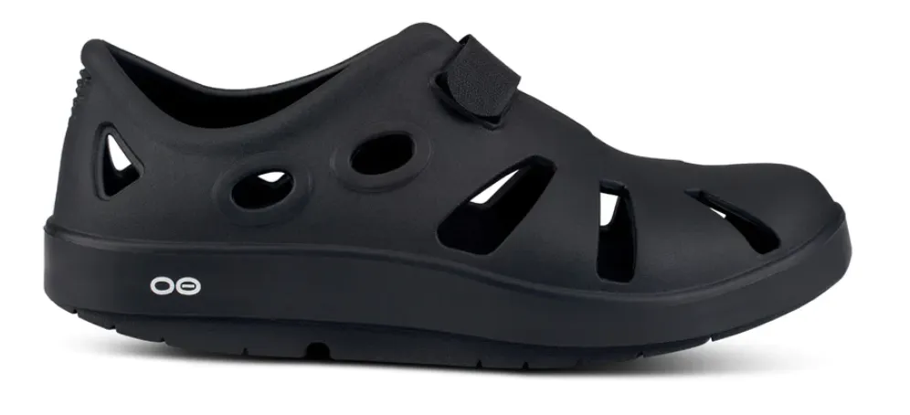 Oofos Oocandoo Mens Clog Amazon.com | OOFOS OOcloog Recovery Clog, Black Matte  main image 3