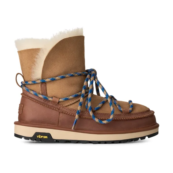 UGG Classic Tread Boot - Women's Chestnut
