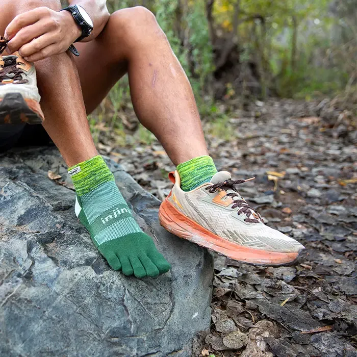 Injinji Trail Midweight Mini-Crew BASIL