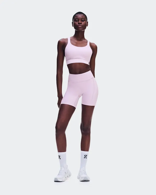 On W PERFORMANCE BRA FOXGLOVE