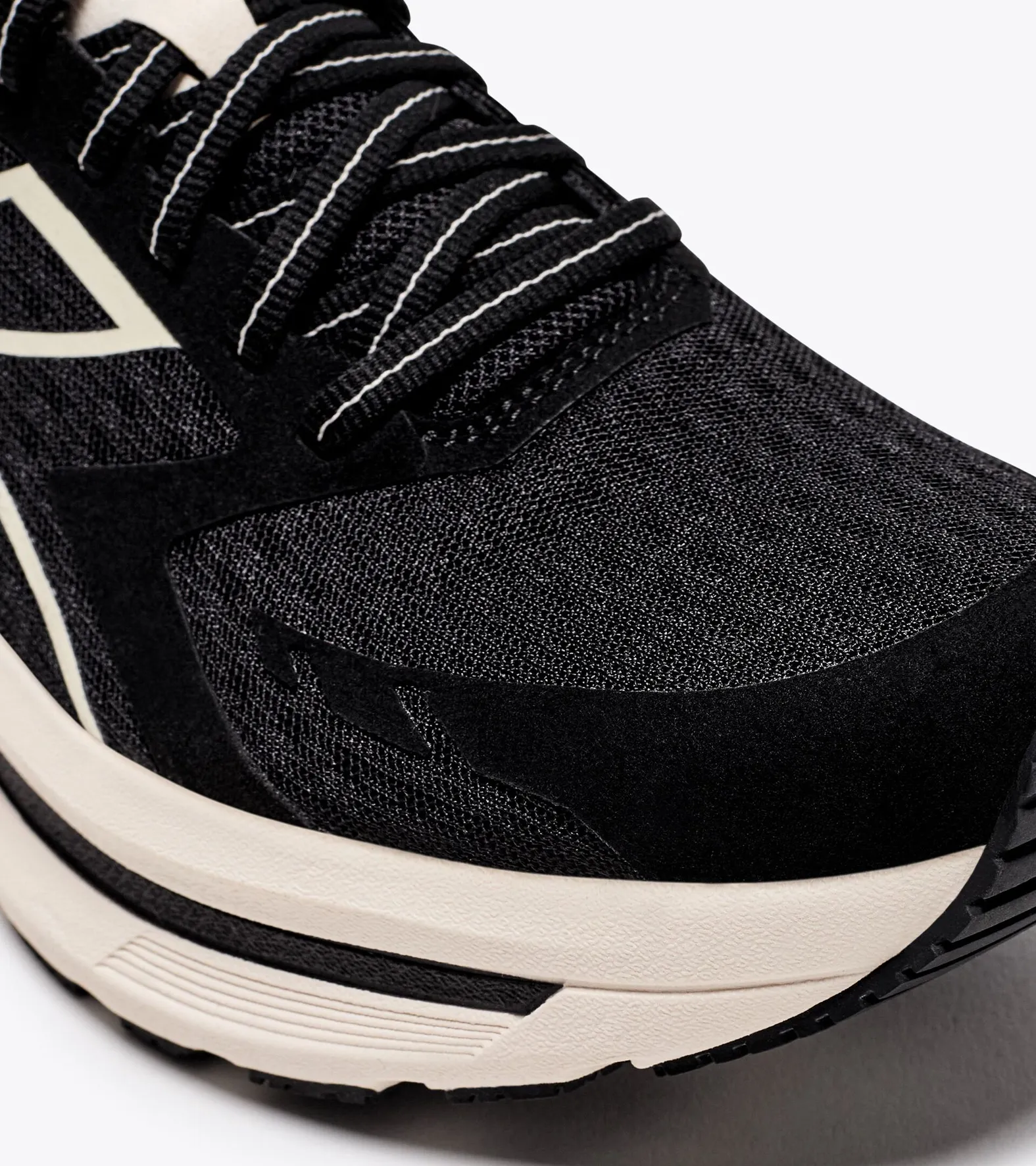 DIADORA Women