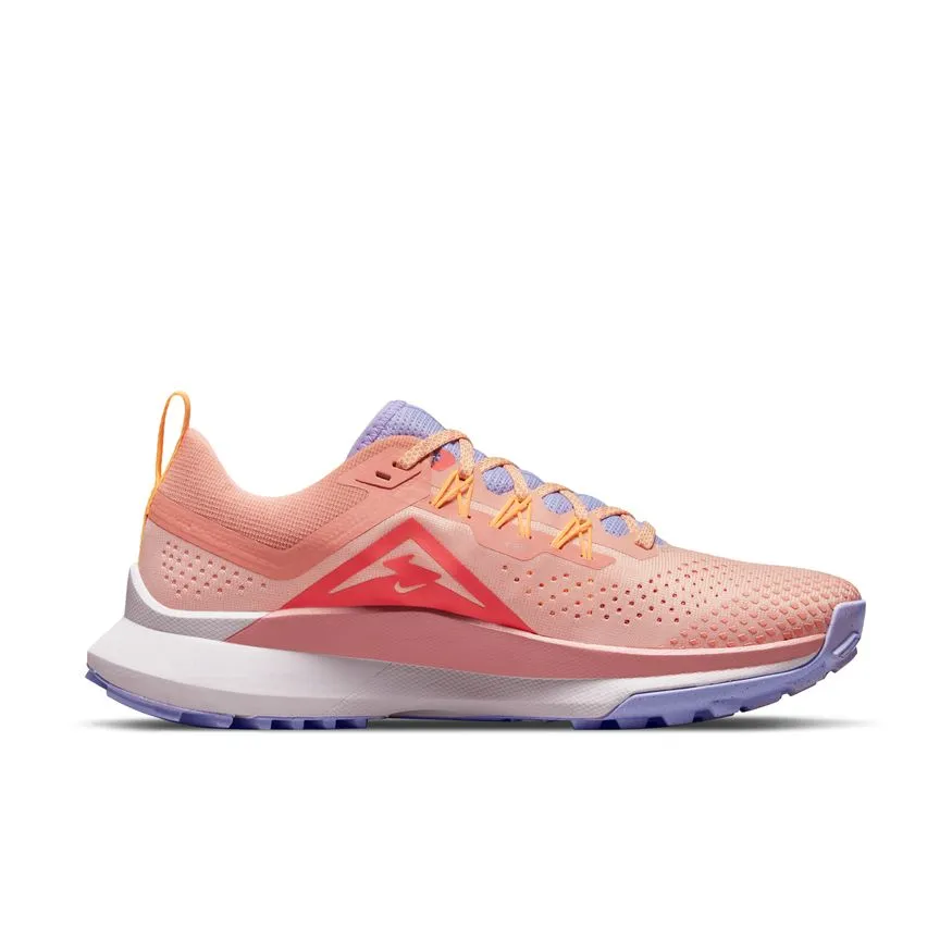 Nike Women's React Pegasus Trail 4 800 - Arctic Orange/Magic Ember
