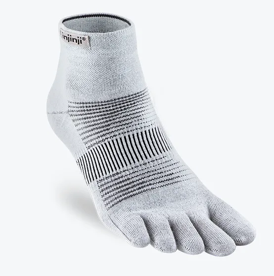 Injini Run Lightweight Mini-Crew Gray