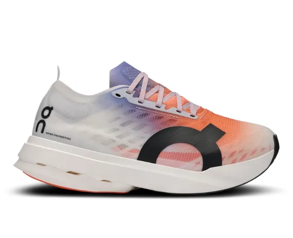 on-running Women's Cloudboom Strike White/Flame