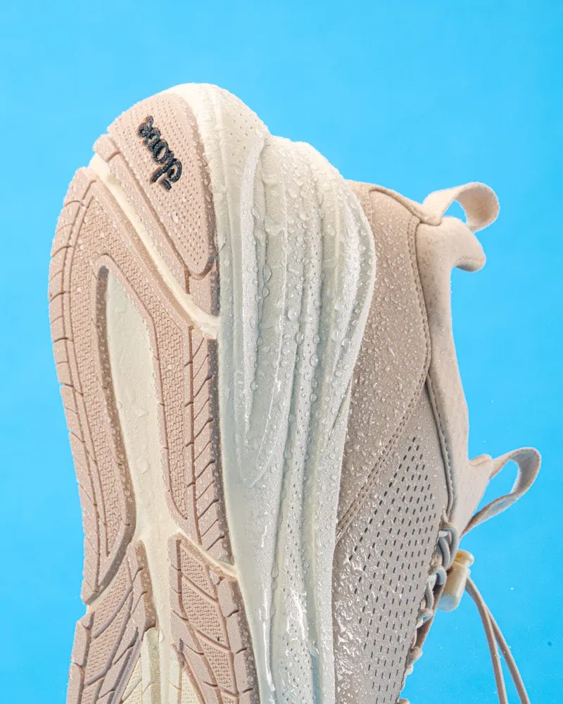 Clove Women's Clove Forte Hazelnut Sand