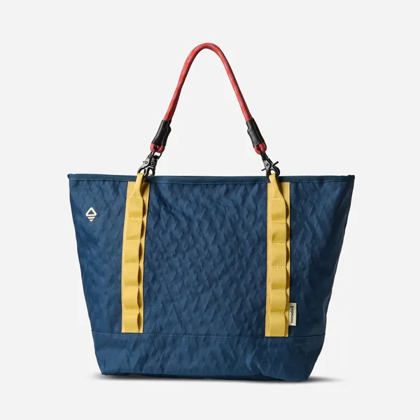 Nomadix DayTripper Tote 26L Deep Sea Blue