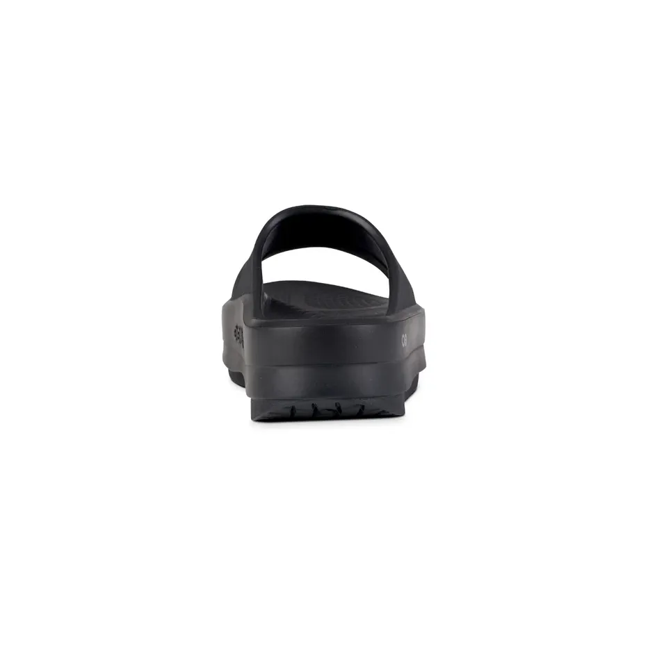 OOFOS Women's OOmega OOahh BLACK