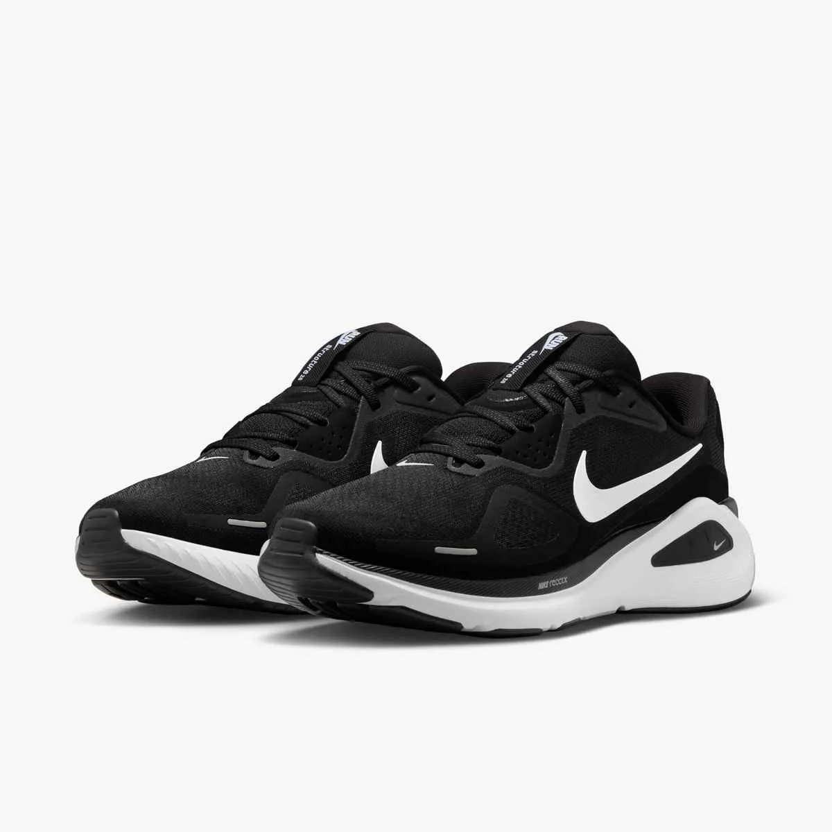 NIKE Men's Structure 26 BLACK/WHITE-COOL GREY-METALLIC SILVER