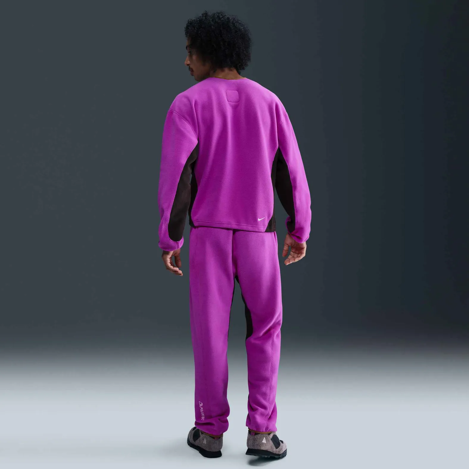 NIKE Men's ACG 'Wolf Tree' Fleece Crewneck Sweatshirt VIVID PURPLE