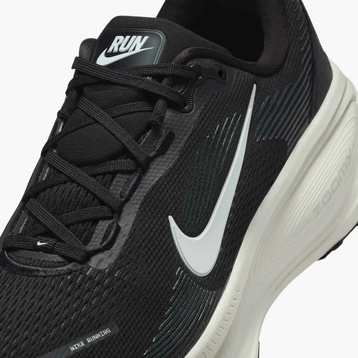 Nike Men's Vomero 18 Black/Summit White-Coconut Milk