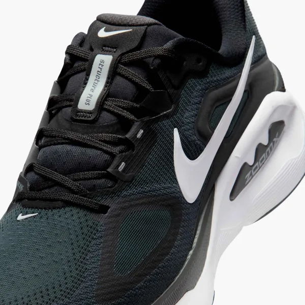 Nike M Structure Plus 001 - Black/White